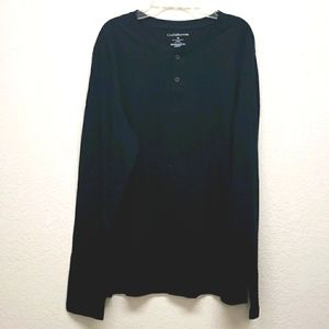 NWOT Men's black henley long sleeve tshirt Medium